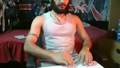 Snapshot of trizquelmen chatting on 11.26.25 Andrew online show from 11.26.25