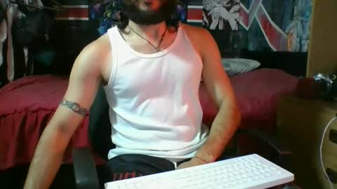 Snapshot of trizquelmen chatting on 11.27.25 Andrew online show from 11.27.25