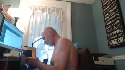Snapshot of trodgers136 chatting on 12.11.24 TRodgers online show from 12.11.24