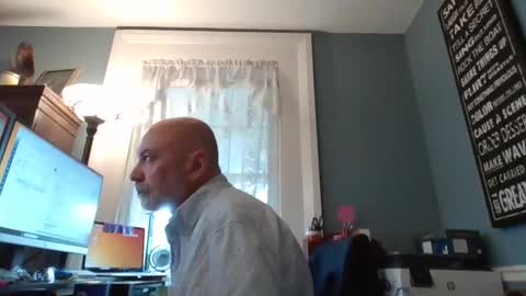Snapshot of trodgers136 chatting on 09.24.25 TRodgers online show from 09.24.25
