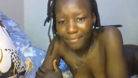 Snapshot of trouble456206957 chatting on 01.07.26 darkbarbie online show from 01.07.26