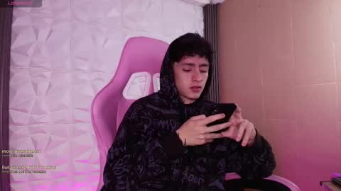 Troy online show from 01.12.26