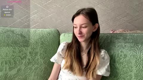 Hello Viola here   Help me to make 50 thumbs up 333 online show from 04.01.26