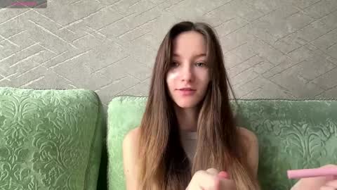 Hello Viola here   Help me to make 50 thumbs up 333 online show from 04.05.26