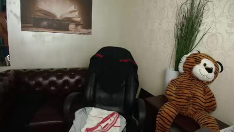 Snapshot of troywade chatting on 05.16.26 TroyWade online show from 05.16.26