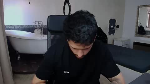 Snapshot of troywade chatting on 05.19.26 TroyWade online show from 05.19.26