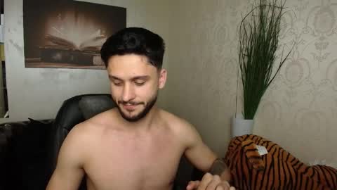 Snapshot of troywade chatting on 05.22.26 TroyWade online show from 05.22.26