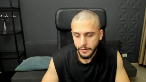 Snapshot of troywade chatting on 06.10.26 TroyWade online show from 06.10.26