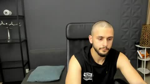 Snapshot of troywade chatting on 06.11.26 TroyWade online show from 06.11.26