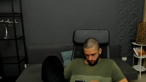 Snapshot of troywade chatting on 06.16.26 TroyWade online show from 06.16.26