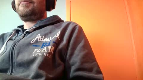 Snapshot of truble1 chatting on 02.17.26 eros online show from 02.17.26