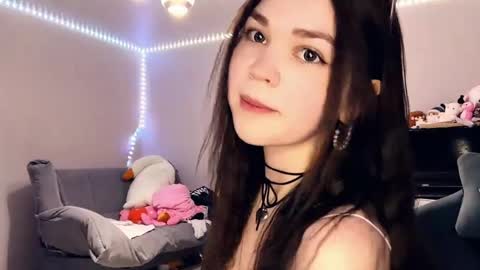 Esmi online show from 04.25.26