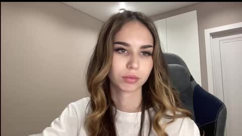 Snapshot of tryme_muse chatting on 12.13.25 tryme_muse online show from 12.13.25