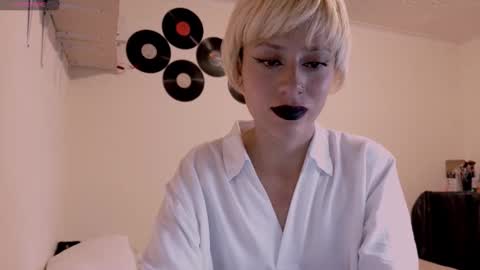 Snapshot of tryp666 chatting on 11.06.25 Cait online show from 11.06.25