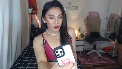 Jade online show from 01.11.25