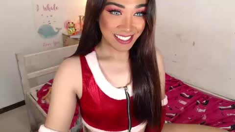 The Girl Named Romantika  online show from 12.16.25