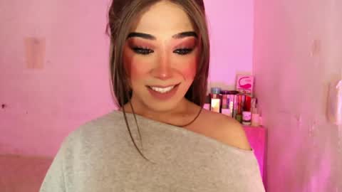 The Girl Named Romantika  online show from 06.25.26