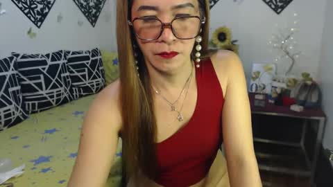 akesha online show from 02.25.25