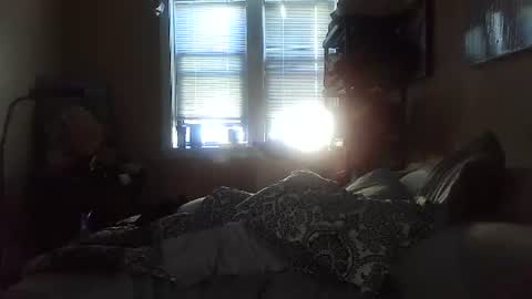 Amber White online show from 10.26.25