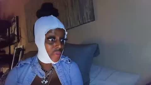 Amber White online show from 01.08.26