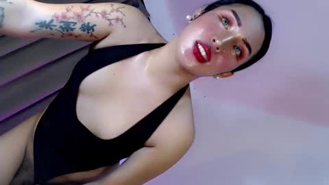 Julian online show from 03.08.25