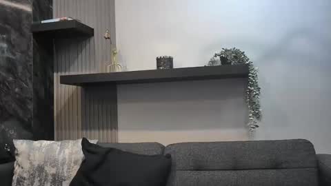 Lexi Longg online show from 04.28.26