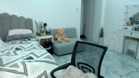 Snapshot of tslovemarie01 chatting on 02.16.26 Love Marie online show from 02.16.26