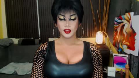 Nicoleeee online show from 05.06.26