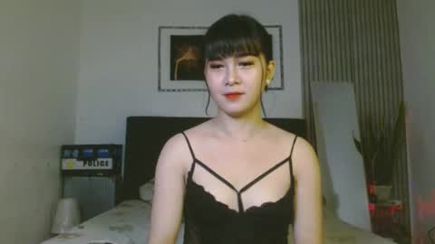 Snapshot of tsnathaliasilvana chatting on 01.24.25 Bella Ratbu online show from 01.24.25