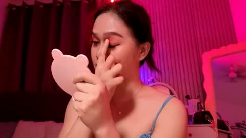 Snapshot of tsnathaliasilvana chatting on 10.02.25 Bella Ratbu online show from 10.02.25