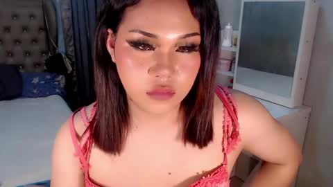 Snapshot of tsscarlett_xx chatting on 05.25.26 jayvie online show from 05.25.26