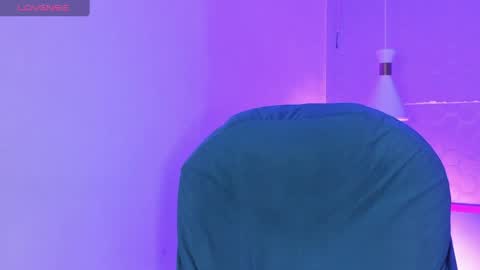 Maru online show from 04.22.26