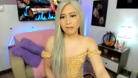 Victoria online show from 12.18.24