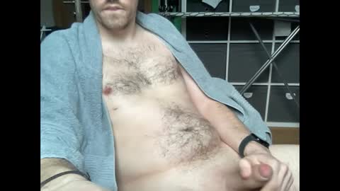 Snapshot of ttutzi390 chatting on 02.11.25 ttutzi390 online show from 02.11.25