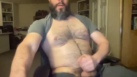 Snapshot of tuckerchase chatting on 01.08.25 tuckerchase online show from 01.08.25