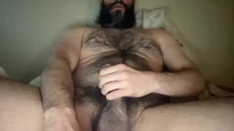 Snapshot of tuckerchase chatting on 01.11.25 tuckerchase online show from 01.11.25