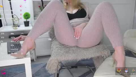 Anna online show from 12.02.25