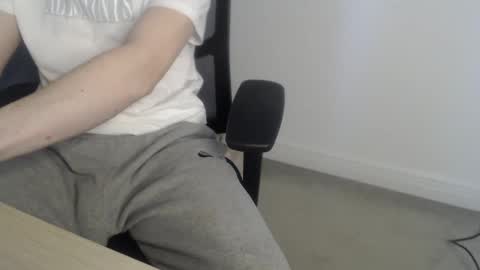 Snapshot of turnxyouon chatting on 02.18.25 Ollie J online show from 02.18.25