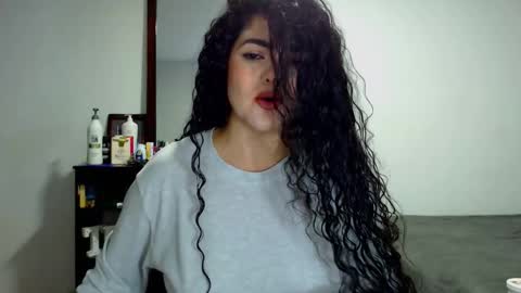 Snapshot of tuti_sex chatting on 01.13.26 tuti online show from 01.13.26