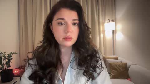 Snapshot of tutti_frutti_ chatting on 05.24.26 Ariana online show from 05.24.26