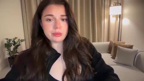 Snapshot of tutti_frutti_ chatting on 07.04.26 Ariana online show from 07.04.26