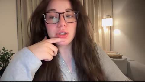 Snapshot of tutti_frutti_ chatting on 08.02.26 Ariana online show from 08.02.26