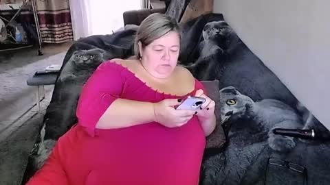 Snapshot of tviks chatting on 09.23.25 Lana online show from 09.23.25