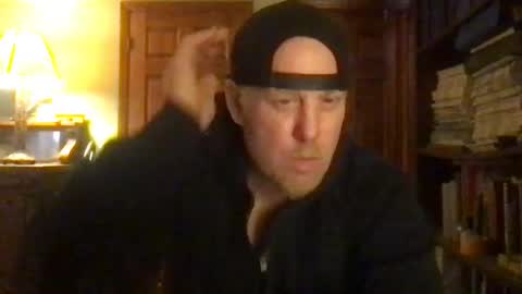 Snapshot of twiinsoul chatting on 12.25.24 twiinsoul online show from 12.25.24