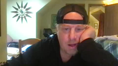 Snapshot of twiinsoul chatting on 12.30.24 twiinsoul online show from 12.30.24