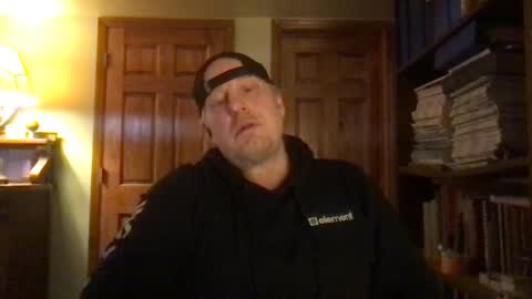 Snapshot of twiinsoul chatting on 01.04.25 twiinsoul online show from 01.04.25