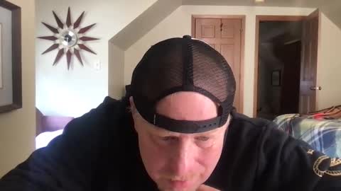 Snapshot of twiinsoul chatting on 01.06.25 twiinsoul online show from 01.06.25