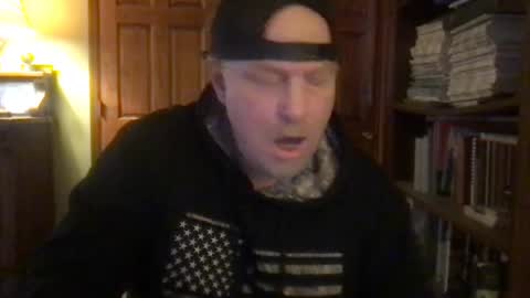 Snapshot of twiinsoul chatting on 01.21.25 twiinsoul online show from 01.21.25