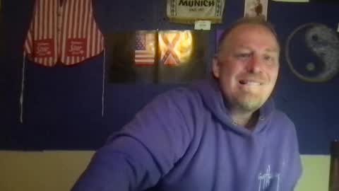 Snapshot of twiinsoul chatting on 10.17.25 twiinsoul online show from 10.17.25