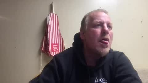 Snapshot of twiinsoul chatting on 11.04.25 twiinsoul online show from 11.04.25